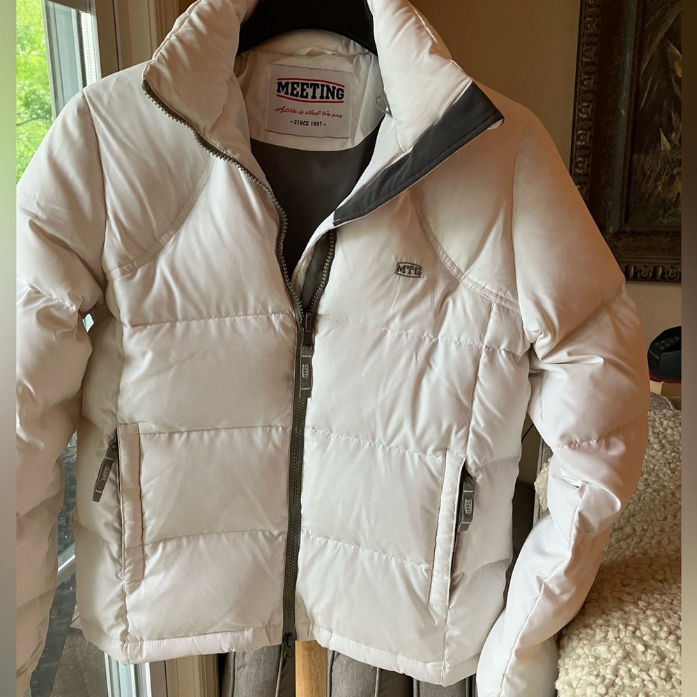 MTG WHITE PUFFER JACKET